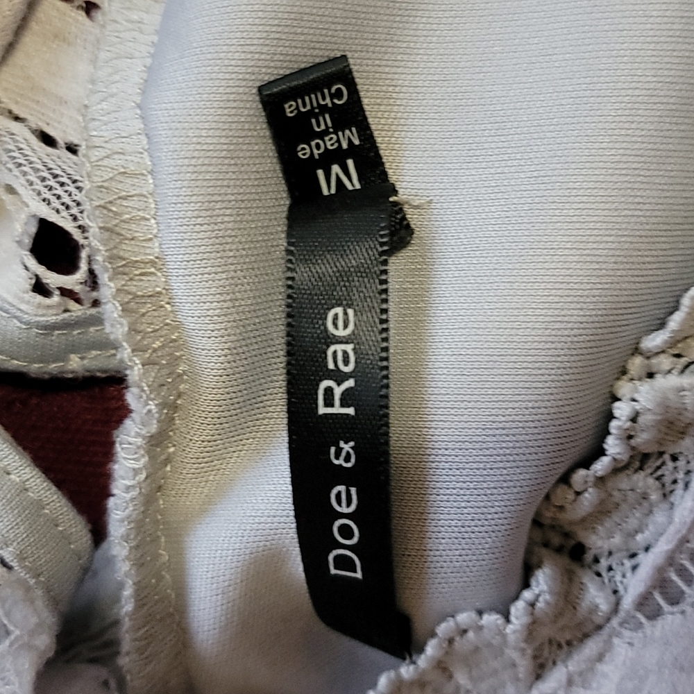 Doe & Rae Blouse - Picture 3 of 3